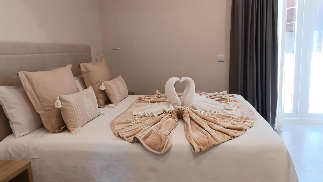 Hostal La Estacion Terrazas Madrid Eksteriør billede