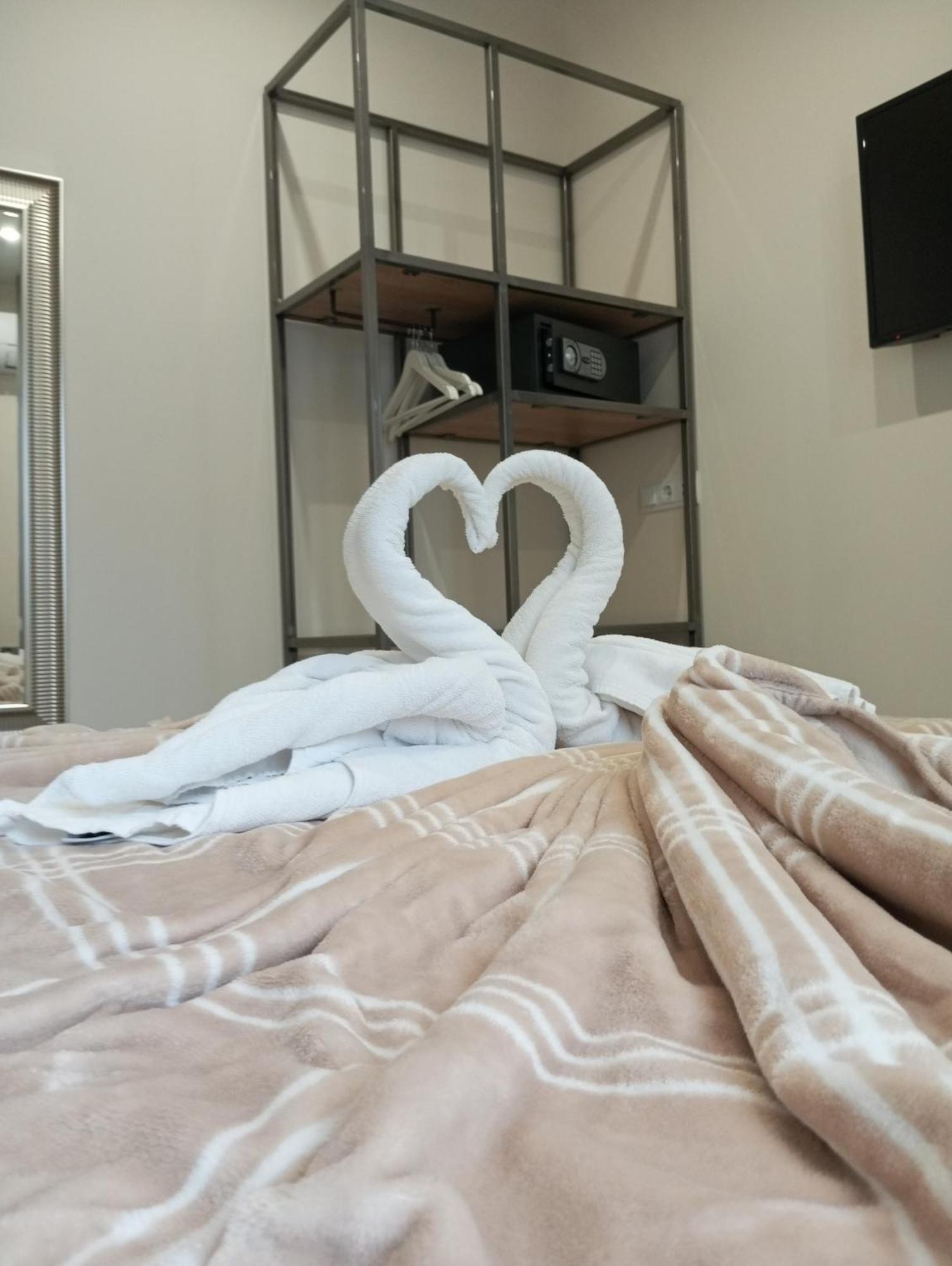 Hostal La Estacion Terrazas Madrid Eksteriør billede